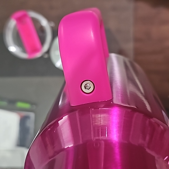 Stanley tumbler - Picture 6 of 6